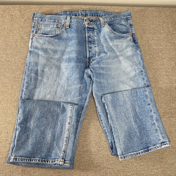 Levi's 501 Original Fit Men's 34 x 32 Mid Rise Blue Distressed Casual Pants - Picture 3 of 15